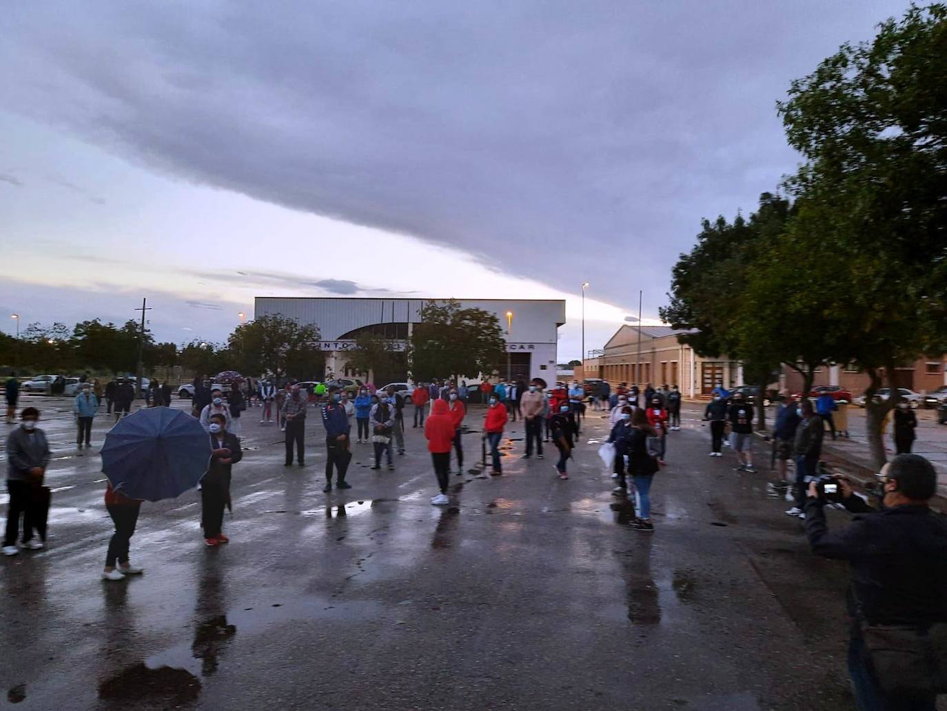 Concentraciones protesta contra el confinamiento decretado por la Junta en Iscar y Pedrajas de San Esteban. 