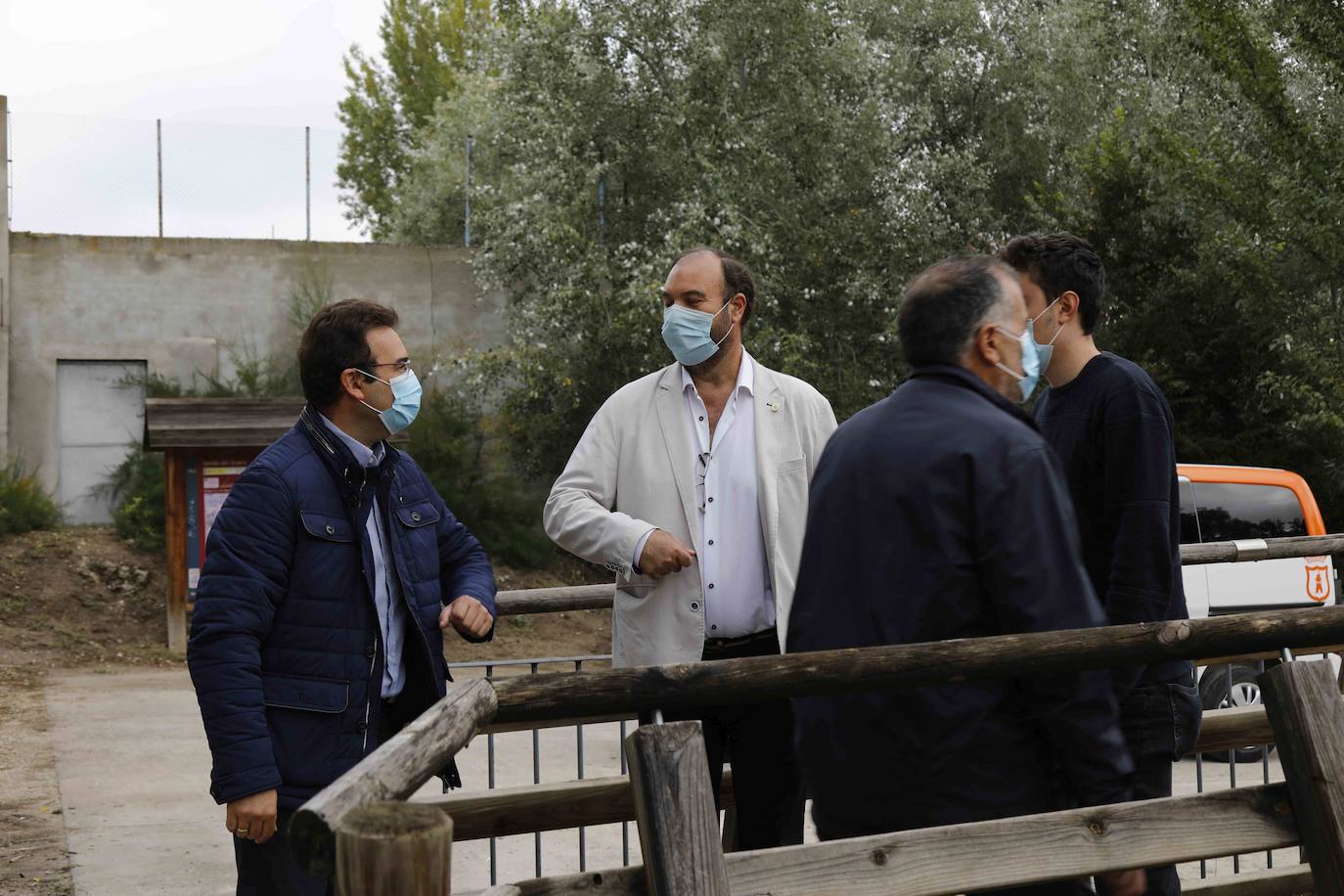 La Confederación Hidrográfica del Duero entrega al Ayuntamiento de Peñafiel las obras de este puente peatonal incluido en la Senda del Duero