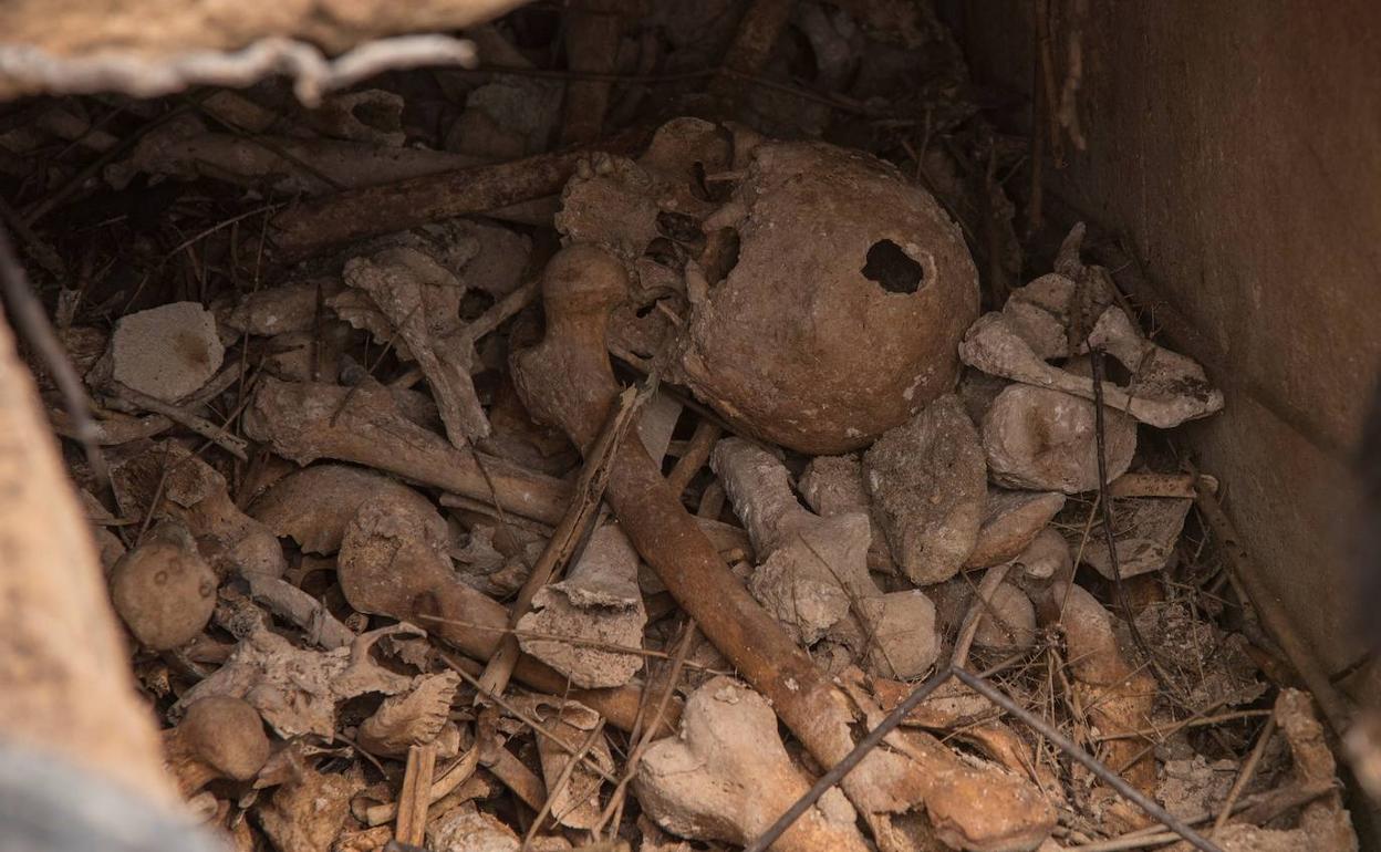 Fosa común de Bunyola (Mallorca). 