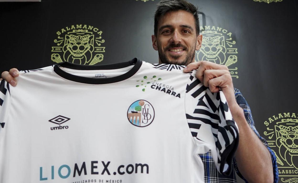 Jonathan Larcerda, en su presentación con el Salamanca UDS. 