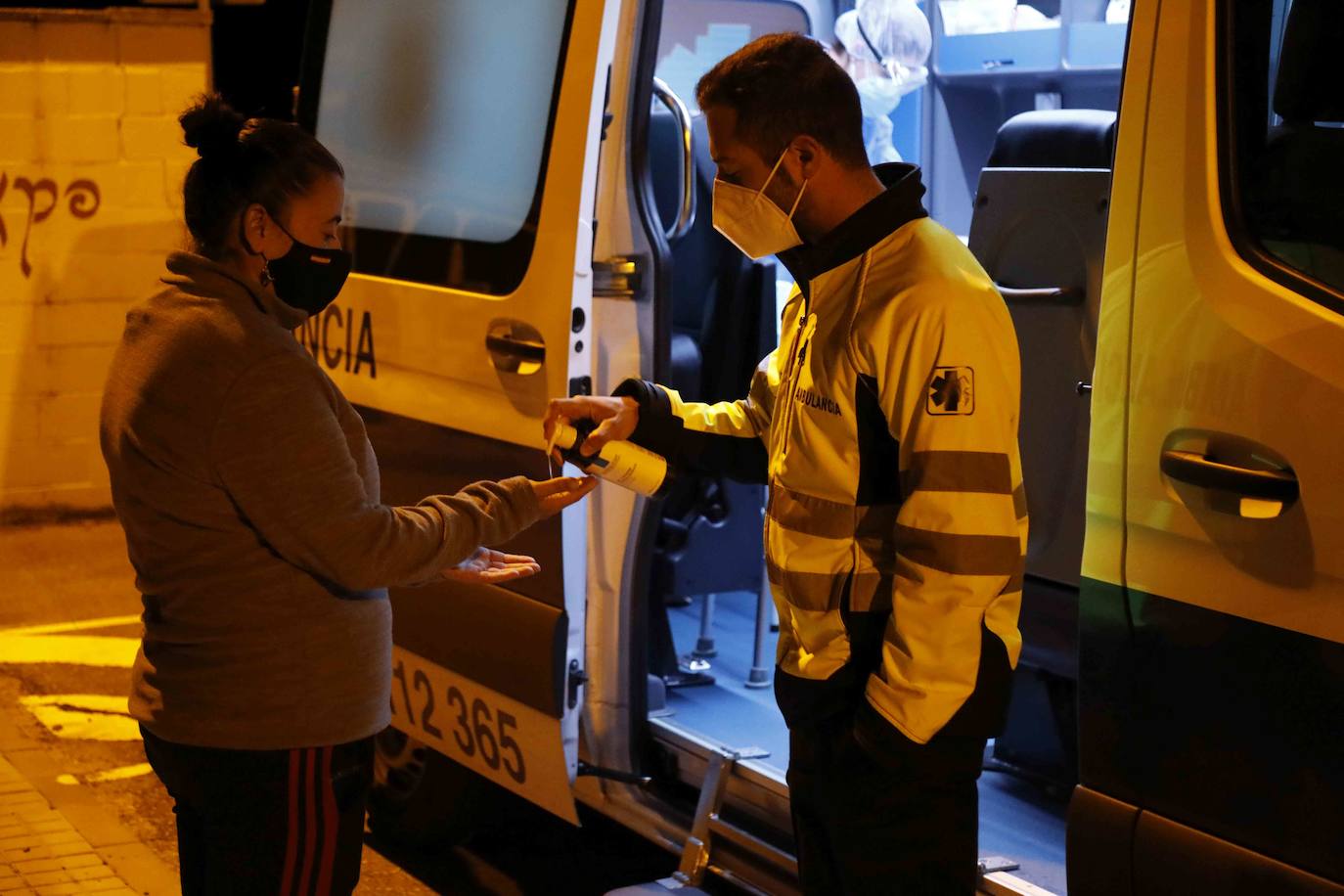 Se espera que más de 2.000 personas se sometan a las pruebas. 