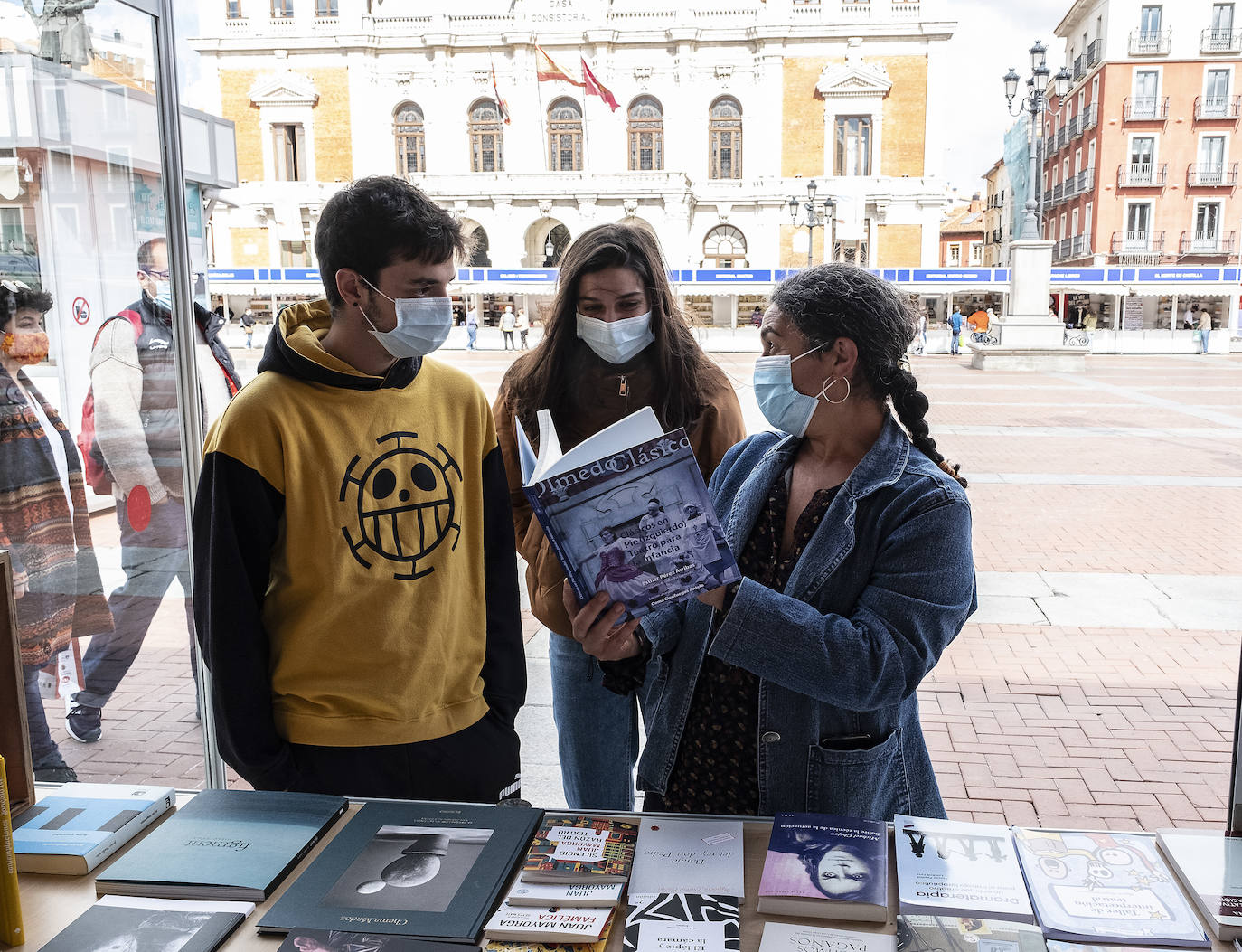 Fotos: Inauguración de la 53ª Feria del Libro de Valladolid