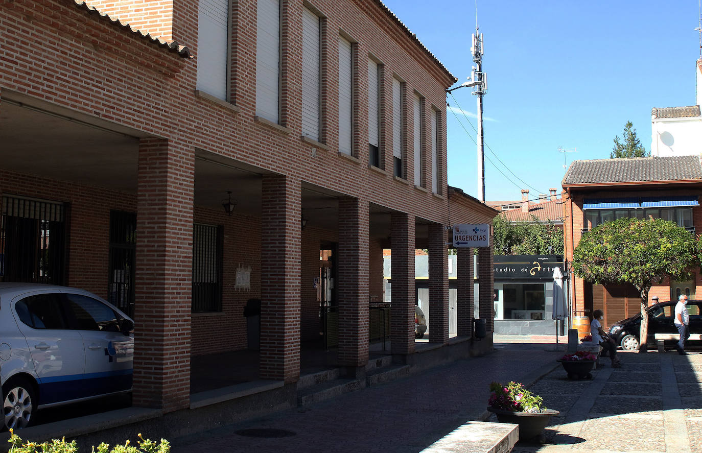 Centro médico de Nava de la Asunción.