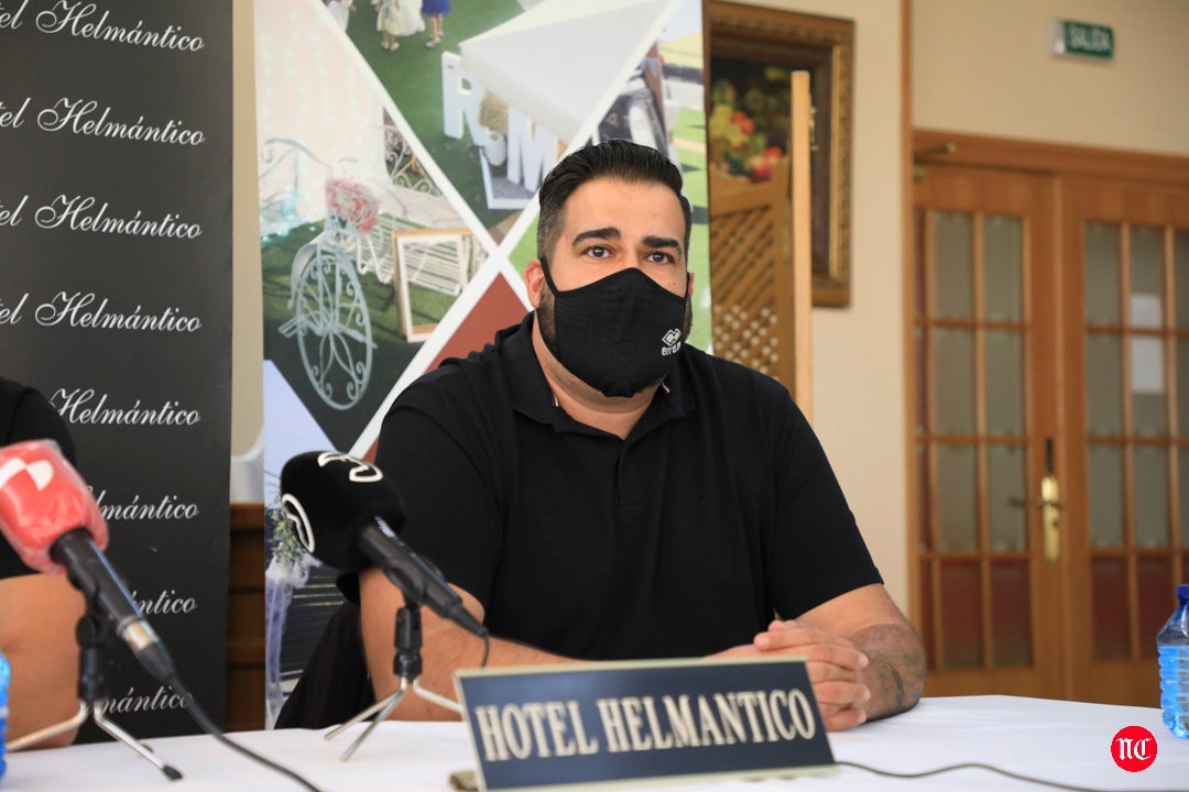 Momento de la rueda de prensa de Piojo