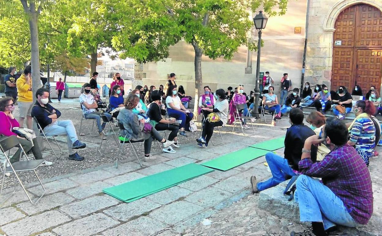 Asamblea celebrada el martes por la tarde en Segovia para ultimar una respuesta unitaria. 