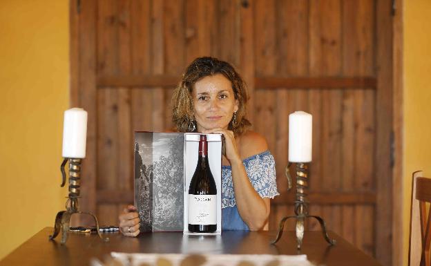 Clara Concejo con su vino, Dacán 