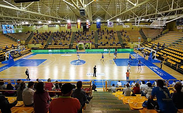 Solo varios centenares de seguidores pudieron acudir a Würzburg por las restricciones de la covid-19. 