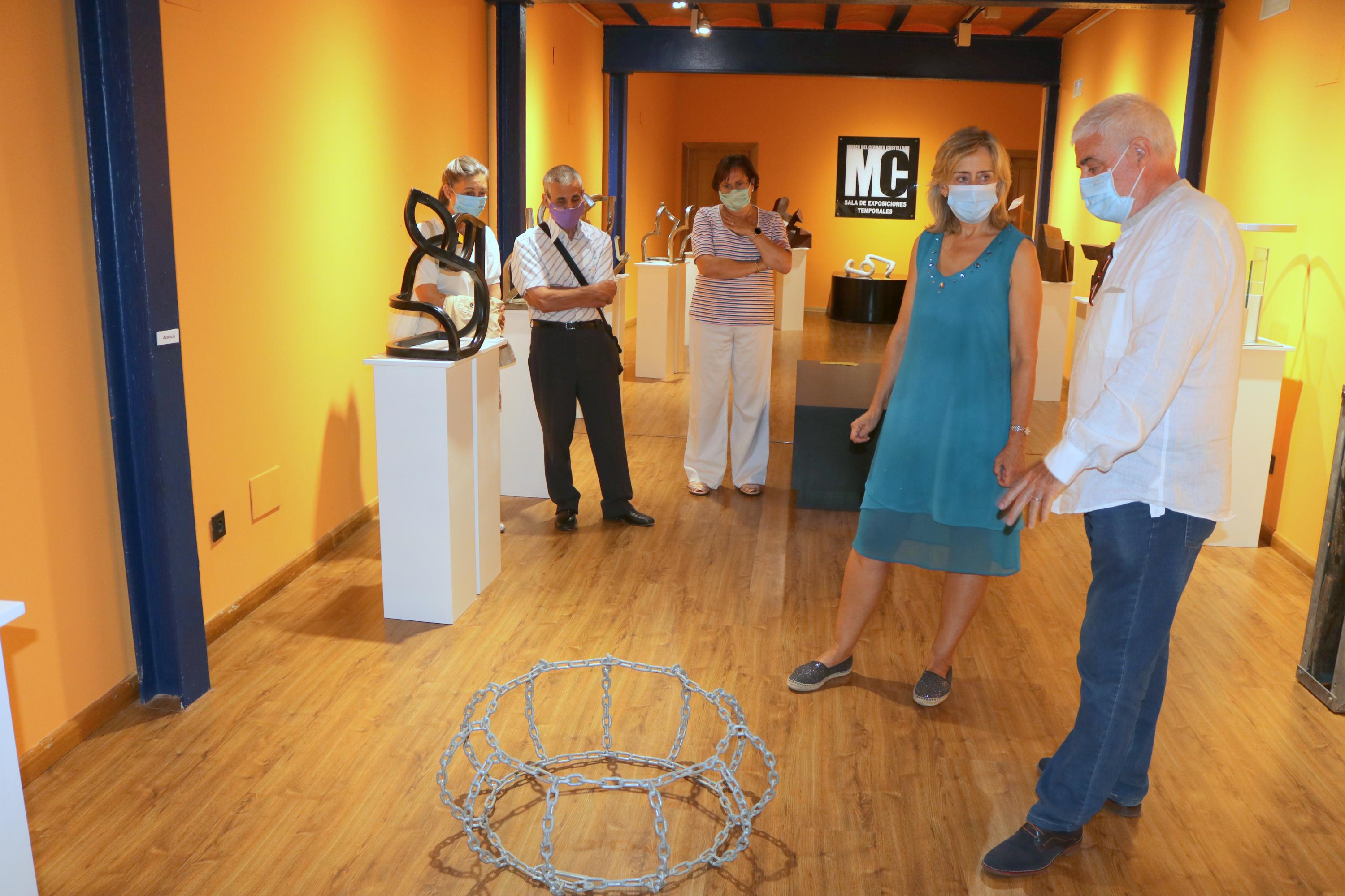 Fotos: El escultor Carlos Mediavilla expone &quot;El Arte y la Vida&quot; en Baltanás