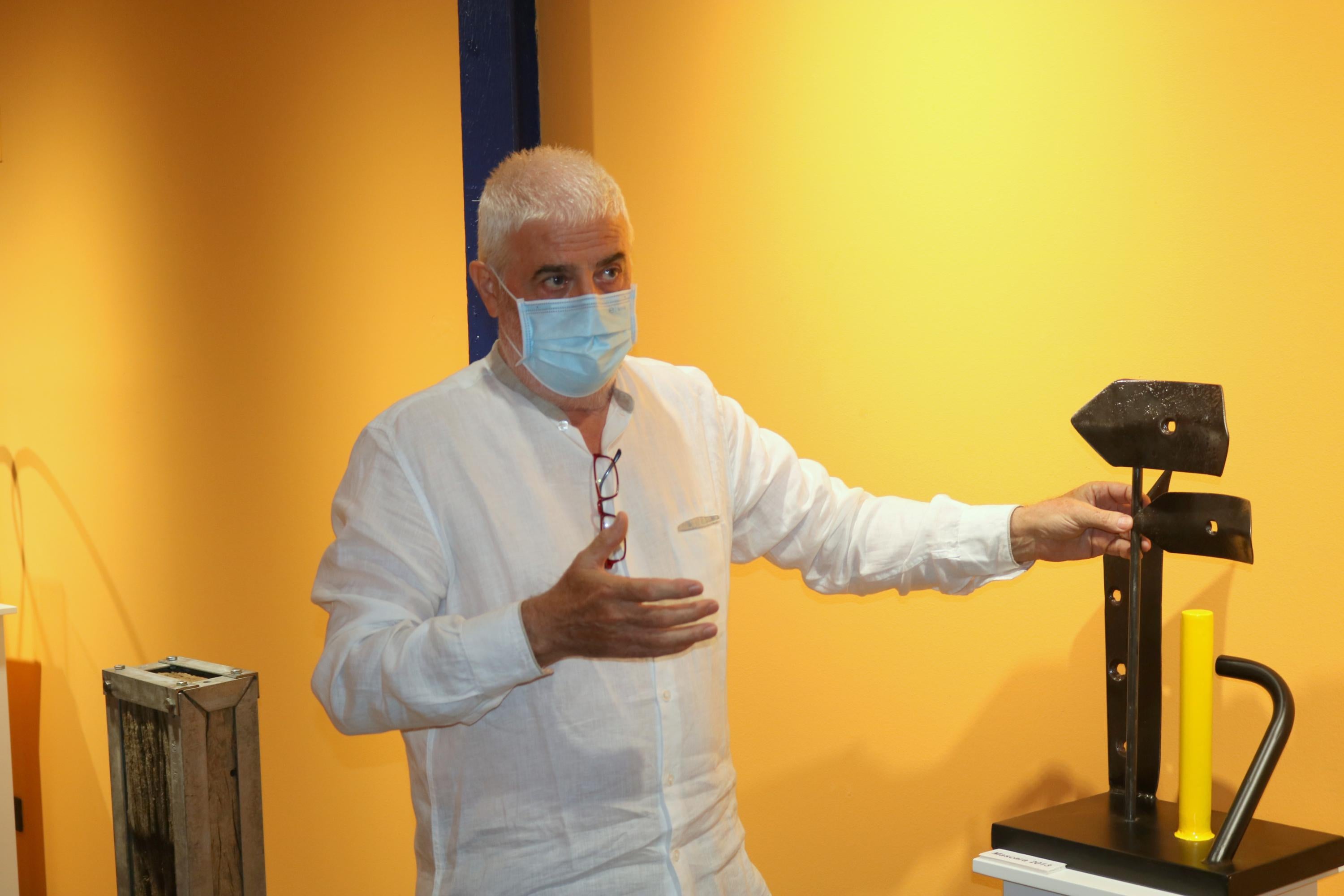 Fotos: El escultor Carlos Mediavilla expone &quot;El Arte y la Vida&quot; en Baltanás