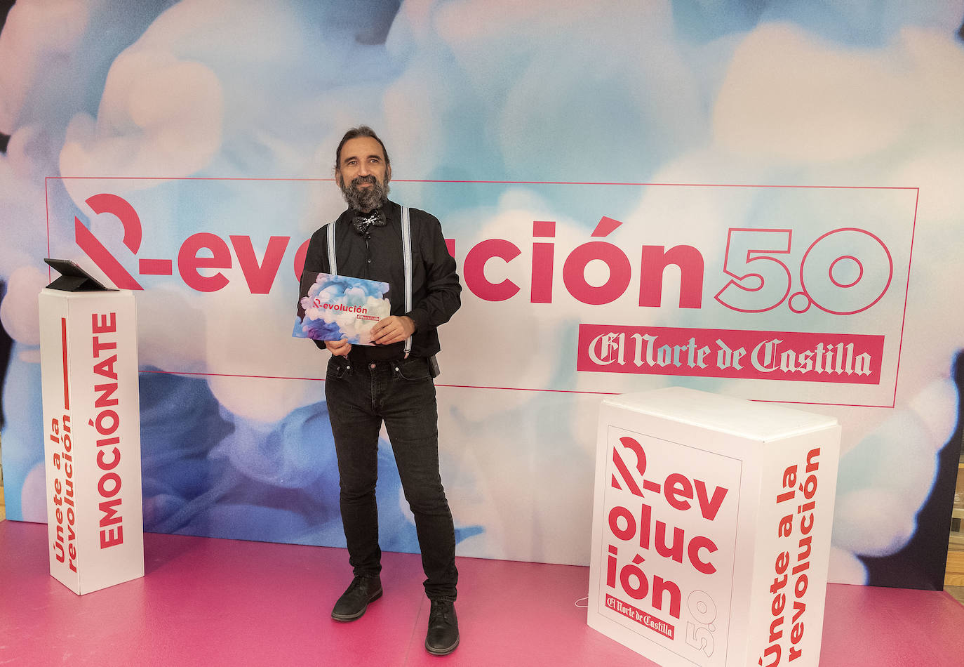 Con un nuevo formato 'on line' y completamente gratuito en el que todos los lectores de El Norte de Castilla podrán seguir las jornadas que se celebrarán los días 13, 14 y 15 | La jornada inaugural ha contado con la participación de Pedro Meseguer, del CSIC; Joan Garriga, de Flashtalking España y Xavi Robles, de VIZZ