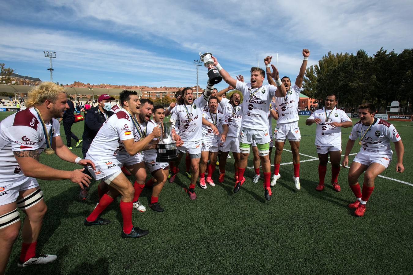 Fotos: EMpate del Real Valladolid en Huesca (2-2)