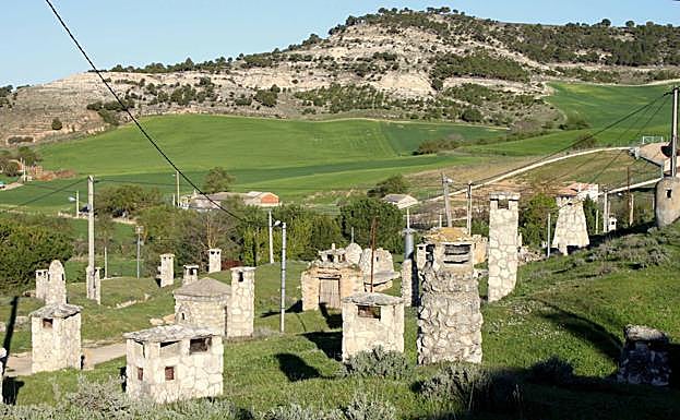 Barrio de bodegas en la localidad palentina de Baltanás. 
