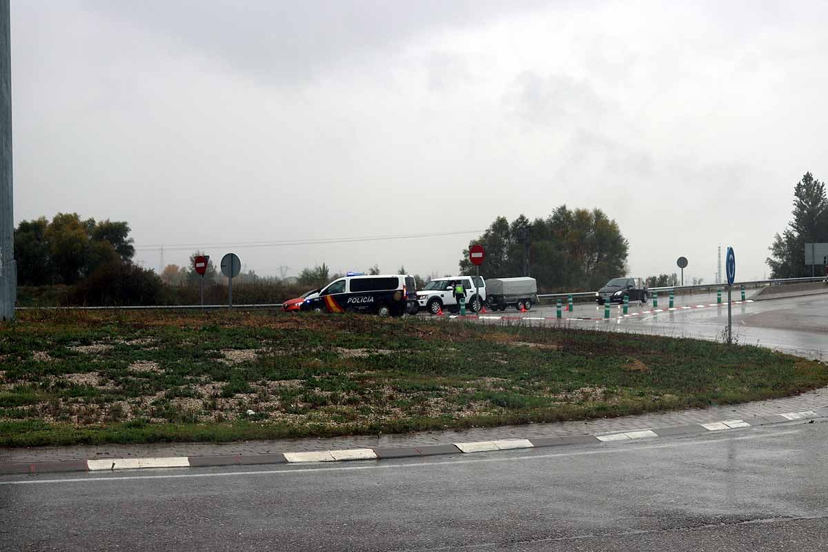 Controles de la Policía Local en el primer día de confinamiento en Burgos. 