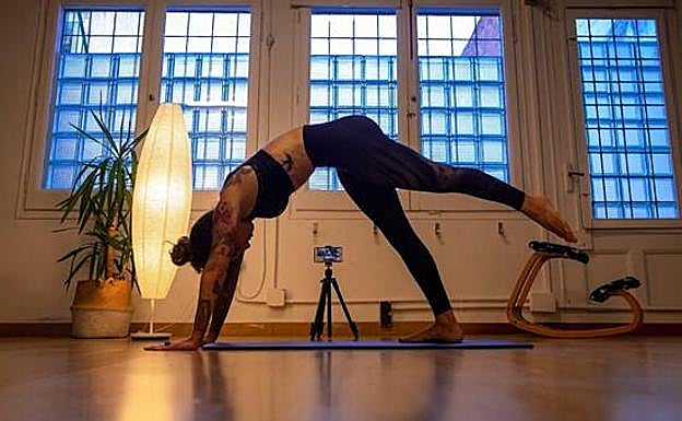 Una clase telemática de pilates. 