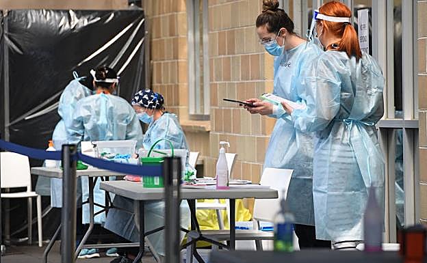 Castilla y León reduce a 1.454 nuevos casos y mantiene cifra de muertos en hospitales, 27