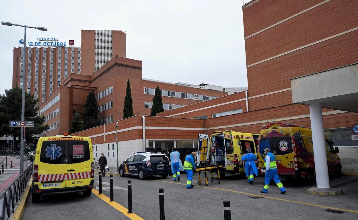 Entrada del Hospital 12 de Octubre de Madrid.