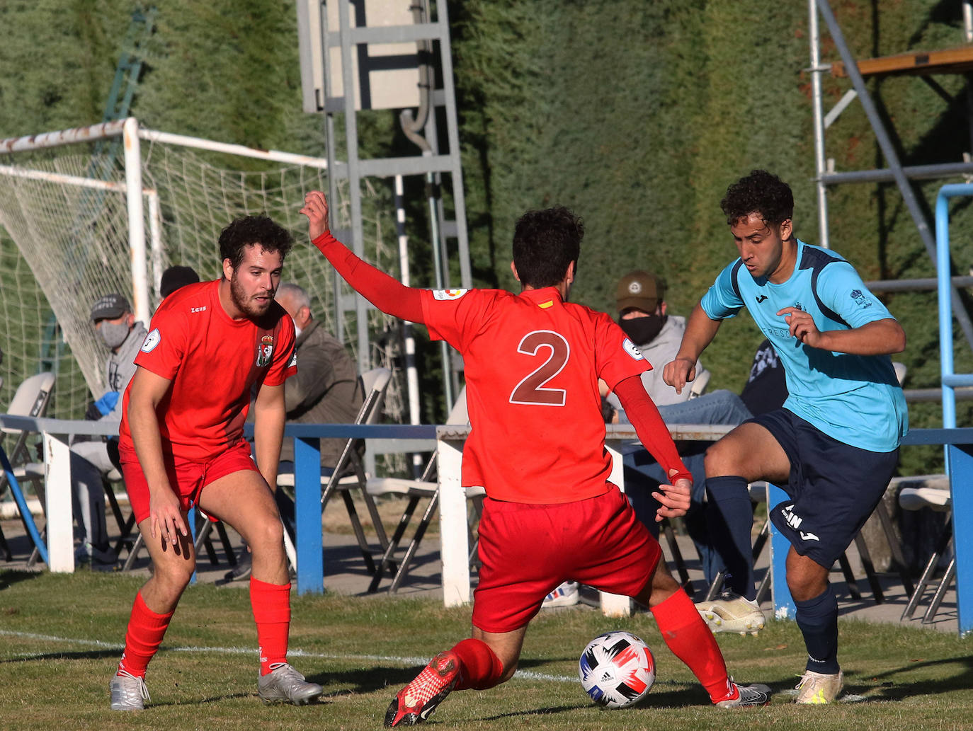 Fotos: La Granja se estrena con derrota