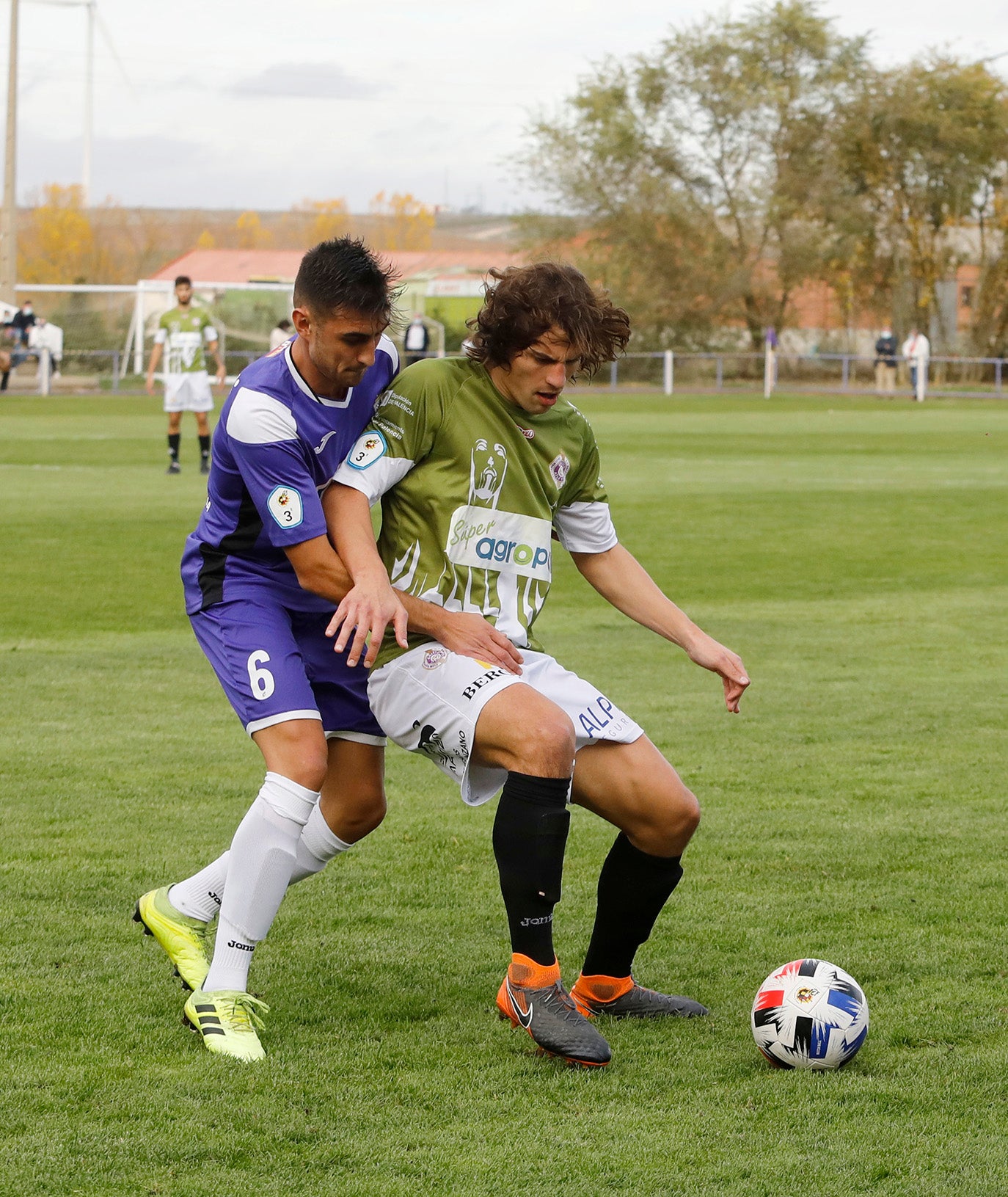 El Palencia Cristo Atlético gana el primer derbi de la temporada.