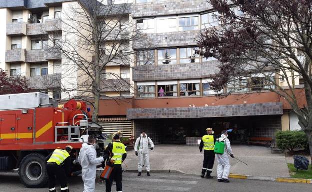 Tres hospitalizados, dos positivos y 29 aislados en la residencia de mayores de La Rubia