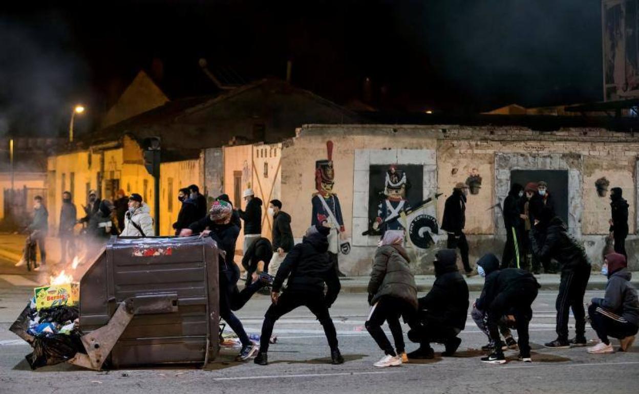 Disturbios en Burgos el pasado viernes por la noche. 