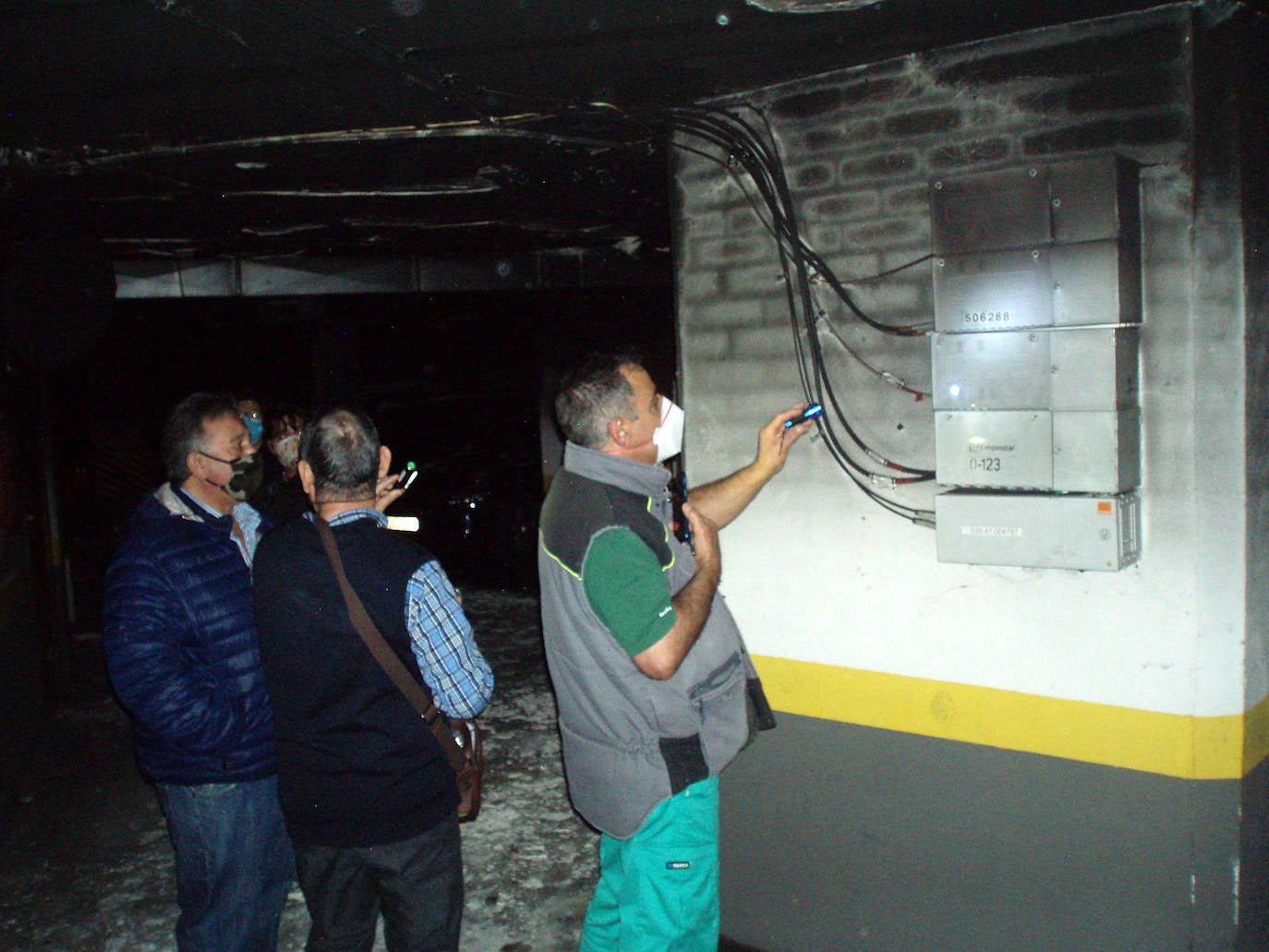 Fotos: Dos incendios en menos de 24 horas en garajes de Valladolid