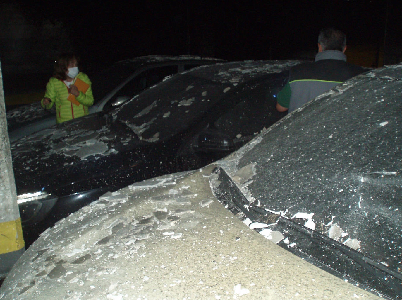 Fotos: Dos incendios en menos de 24 horas en garajes de Valladolid