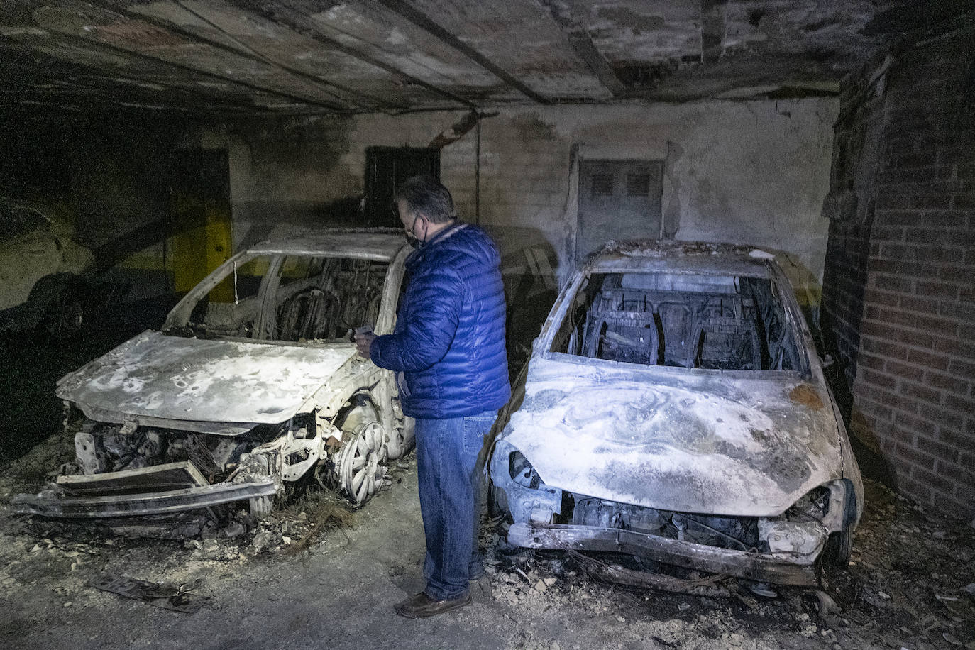 Fotos: Dos incendios en menos de 24 horas en garajes de Valladolid