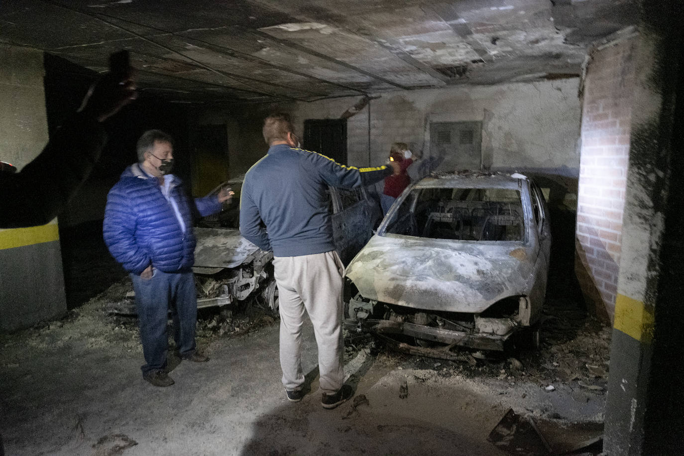 Fotos: Dos incendios en menos de 24 horas en garajes de Valladolid