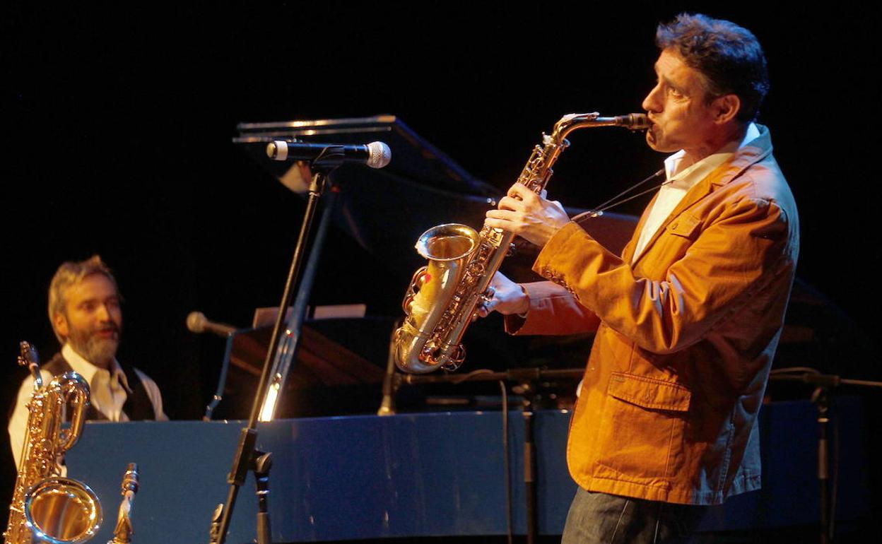 El saxofonista José Luis Gutiérrez en una edición anterior del festival de jazz.