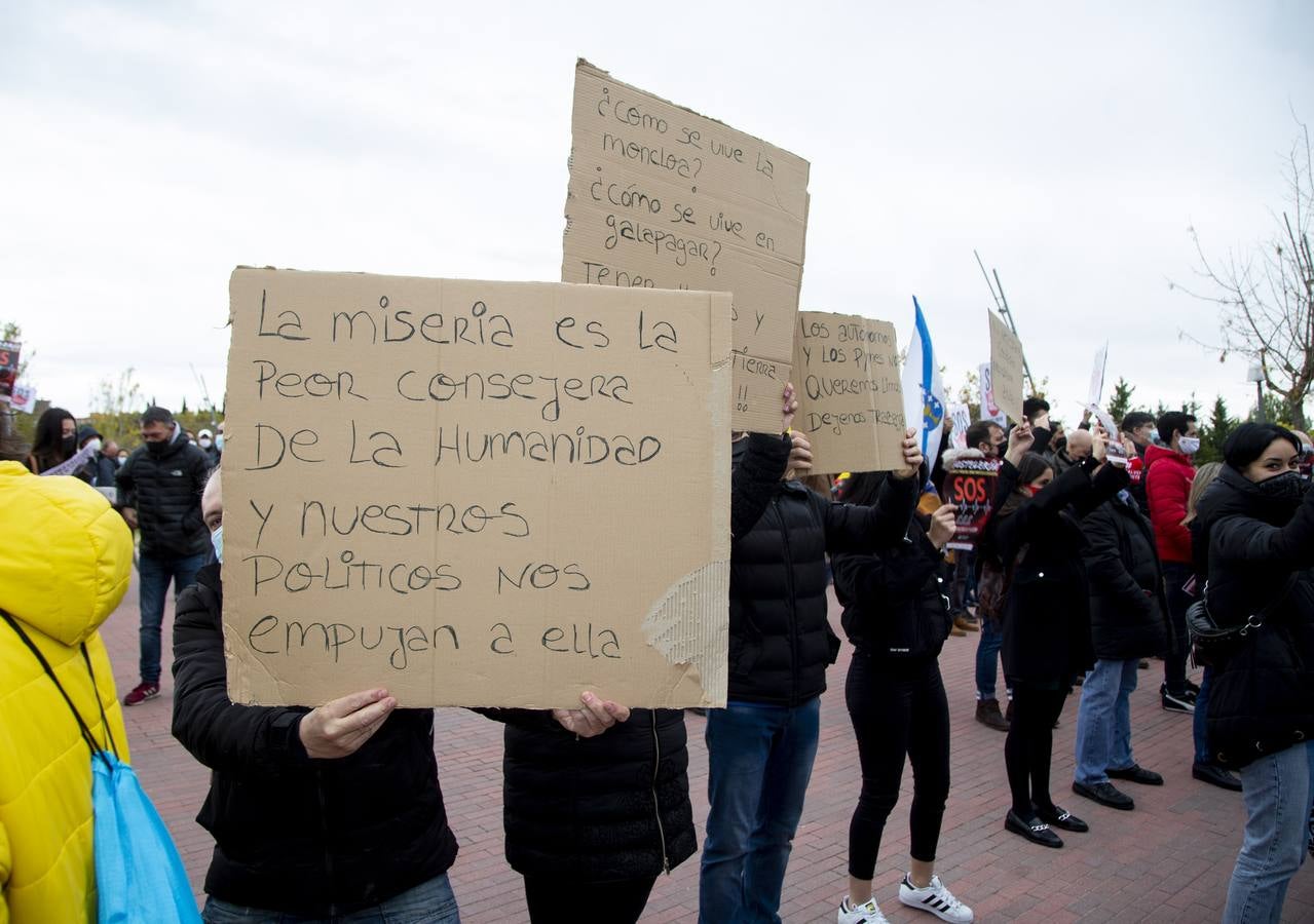 Fotos: Manifestación de hosteleros en Valladolid