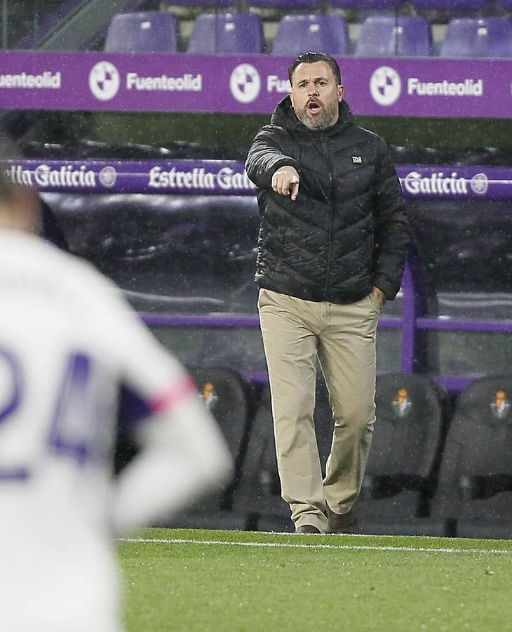 Fotos: Primera victoria de la temporada del Real Valladolid ante el Athletic