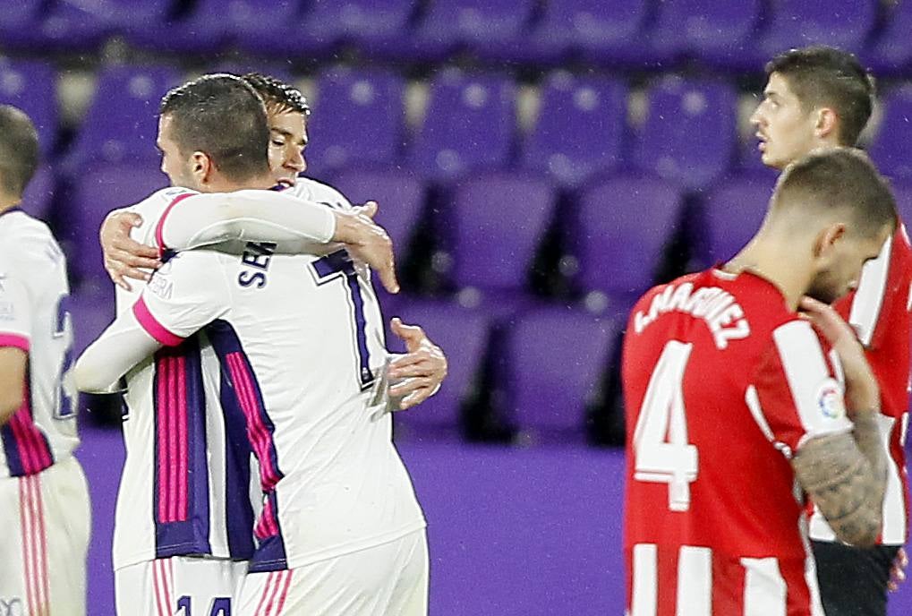 Fotos: Primera victoria de la temporada del Real Valladolid ante el Athletic