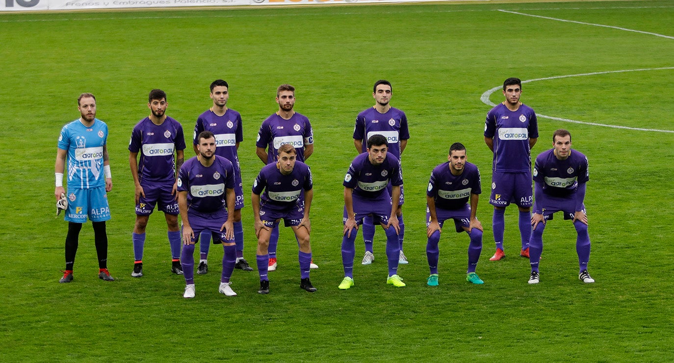 El Palencia Cristo Atlético golea al filial de la Cultural Leonesa.