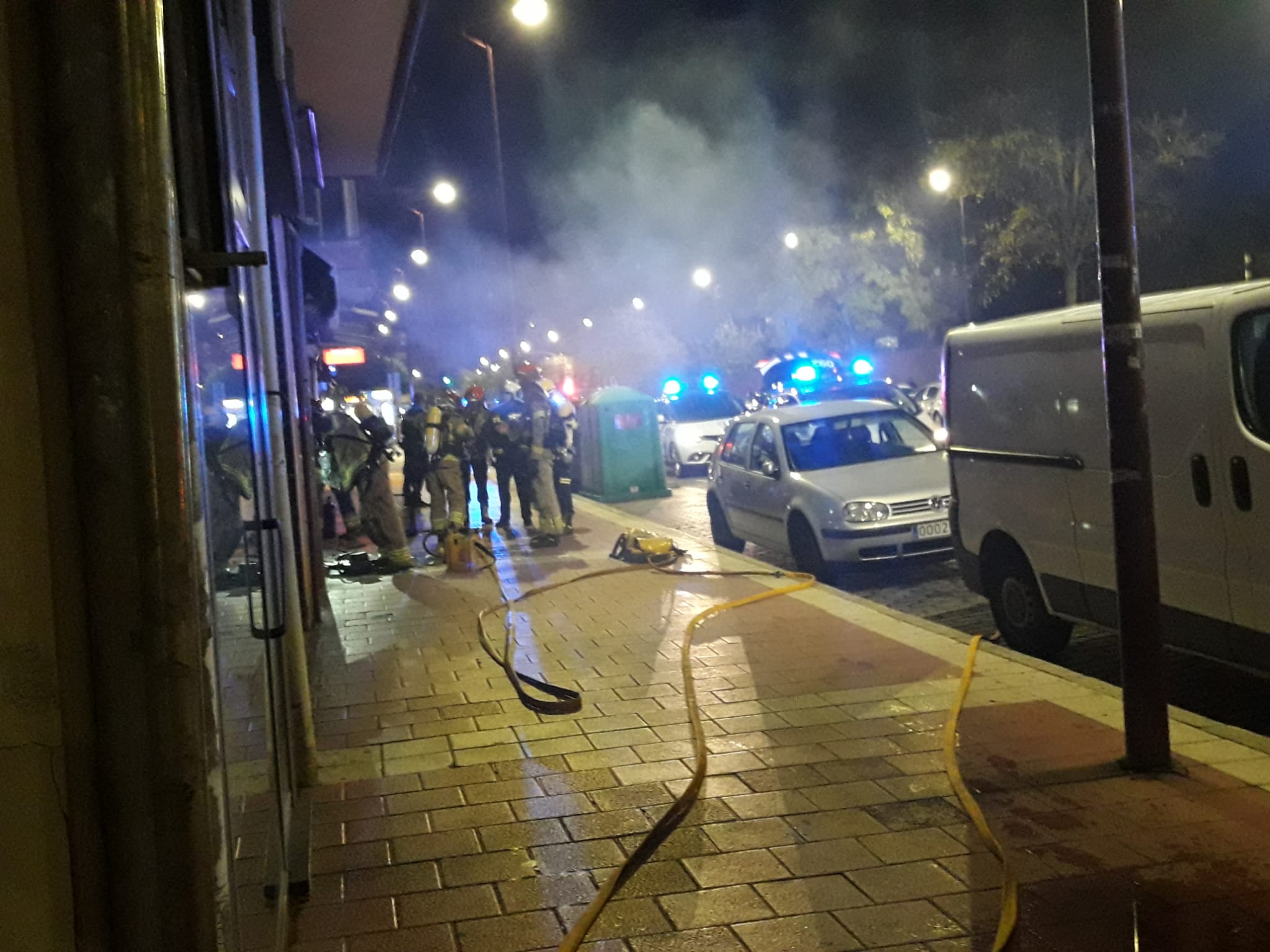 Fotos: Incendio en una frutería de la Avenida de Segovia en Valladolid