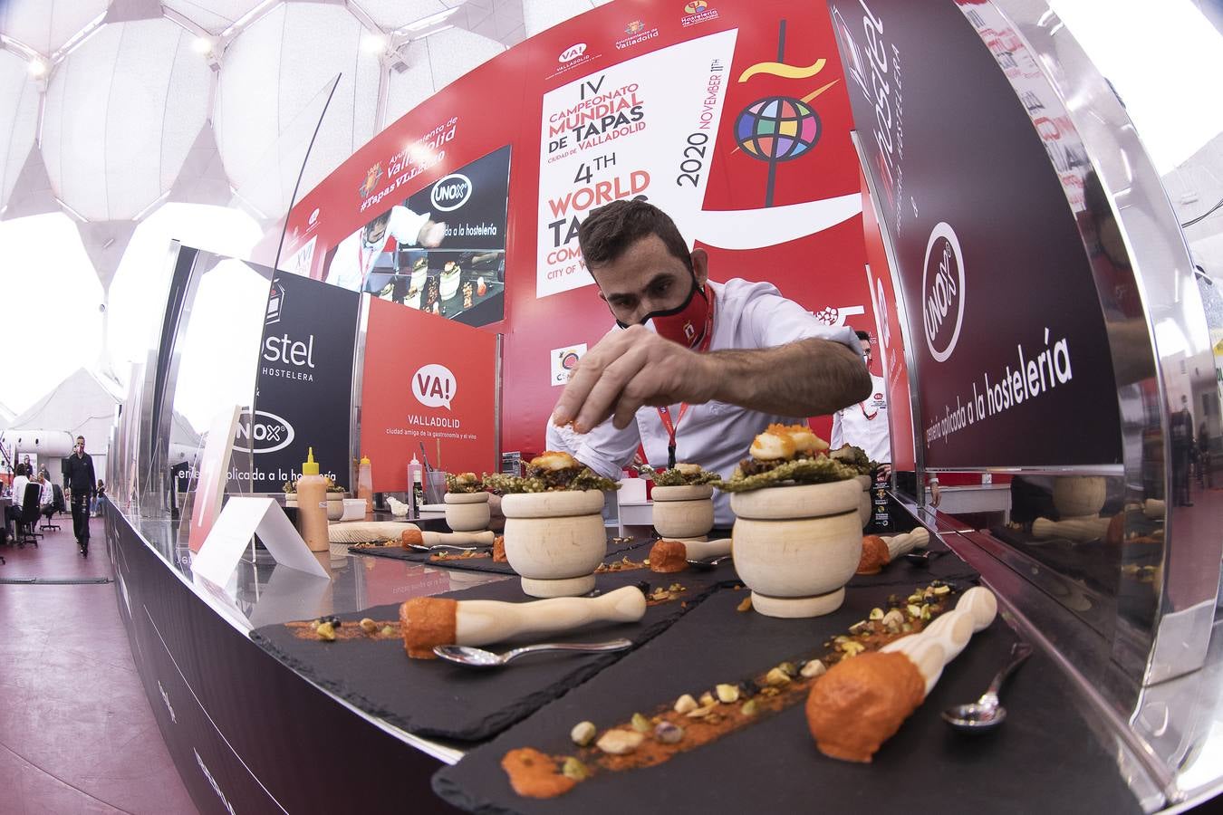 Fotos: Segunda jornada en el XVI Concurso Nacional de Pinchos Ciudad de Valladolid