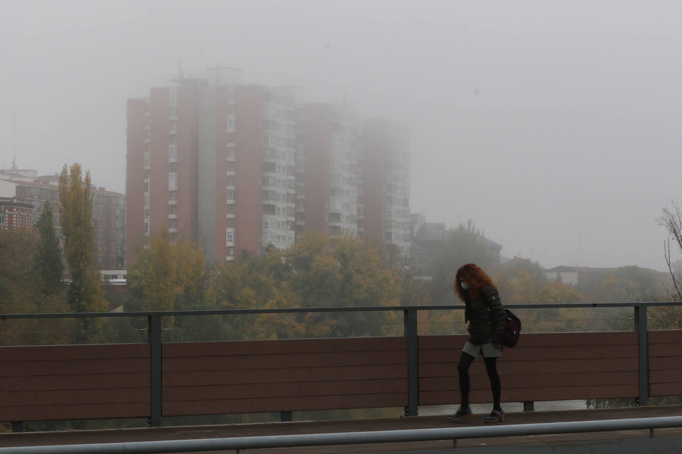 Fotos: Jornada de niebla en Valladolid