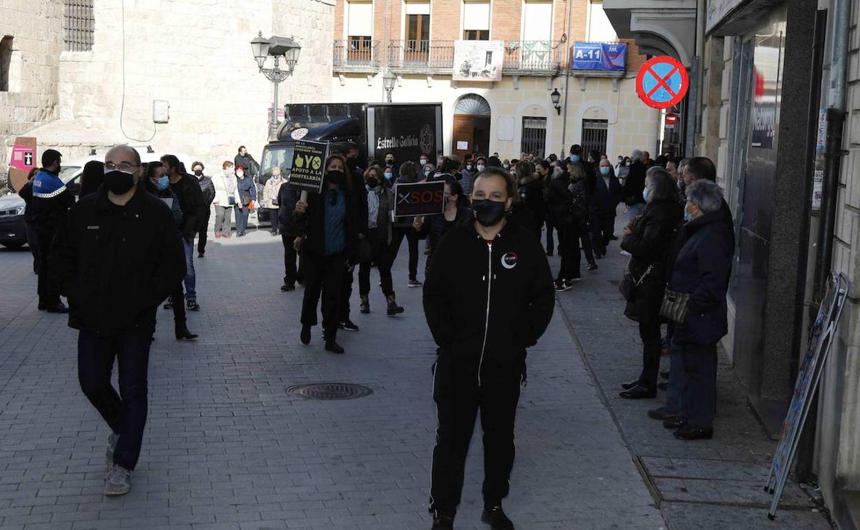 Protesta de los hosteleros de Peñafiel y comarca.