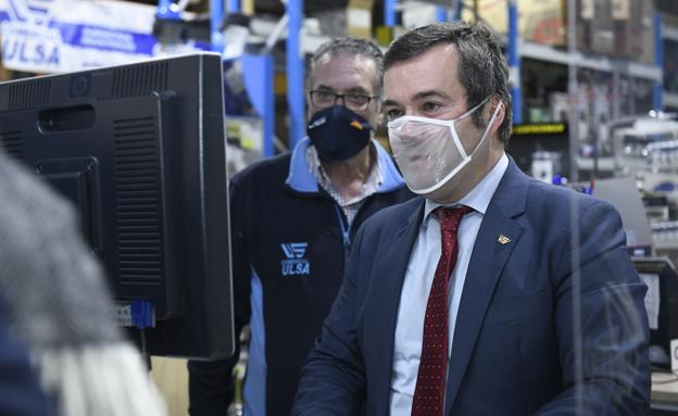 Una empresa de Valladolid saca al mercado las primeras mascarillas transparentes