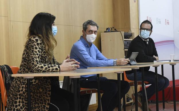 Un momento de la reunión entre los hosteleros y el PSOE de Valladolid. 