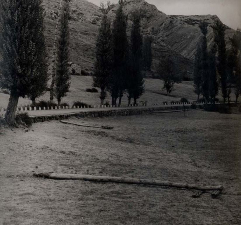 La Biblioteca Nacional publica las imágenes de los efectos causados por los incendios y bombardeos en la zona norte de León, Pola de Gordón, Santa Lucía y La Vid, durante la Guerra Civil 