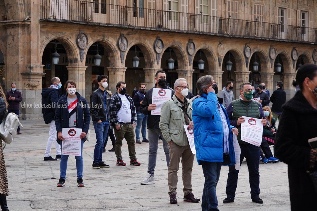 Concentración de autónomos en la Plaza Mayor de Salamanca