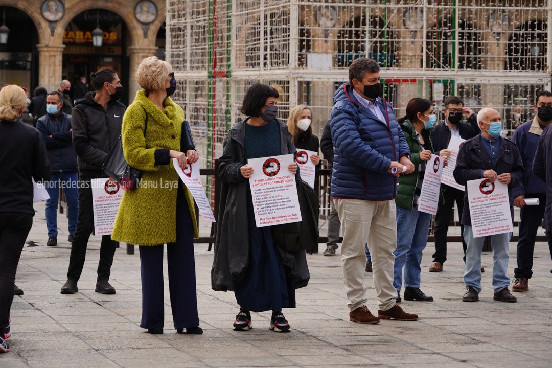 Concentración de autónomos en la Plaza Mayor de Salamanca