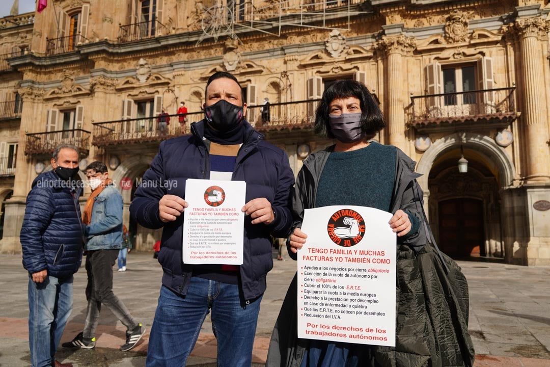 Concentración de autónomos en la Plaza Mayor de Salamanca