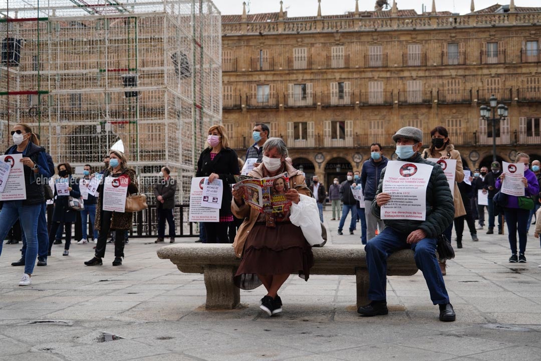 Concentración de autónomos en la Plaza Mayor de Salamanca