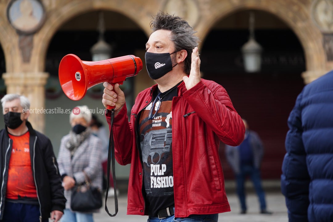 Concentración de autónomos en la Plaza Mayor de Salamanca