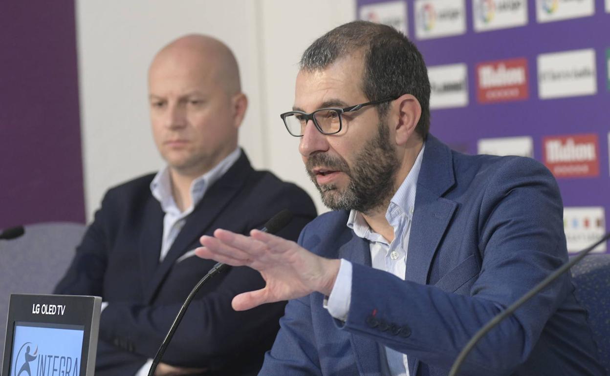 Matthieu Fenaert, consejero delegado, y David Espinar, jefe del gabinbete de la Presidencia. 