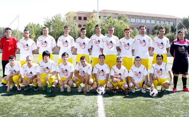 Peli, con el TBO del torneo de cafeterías en Salamanca. 