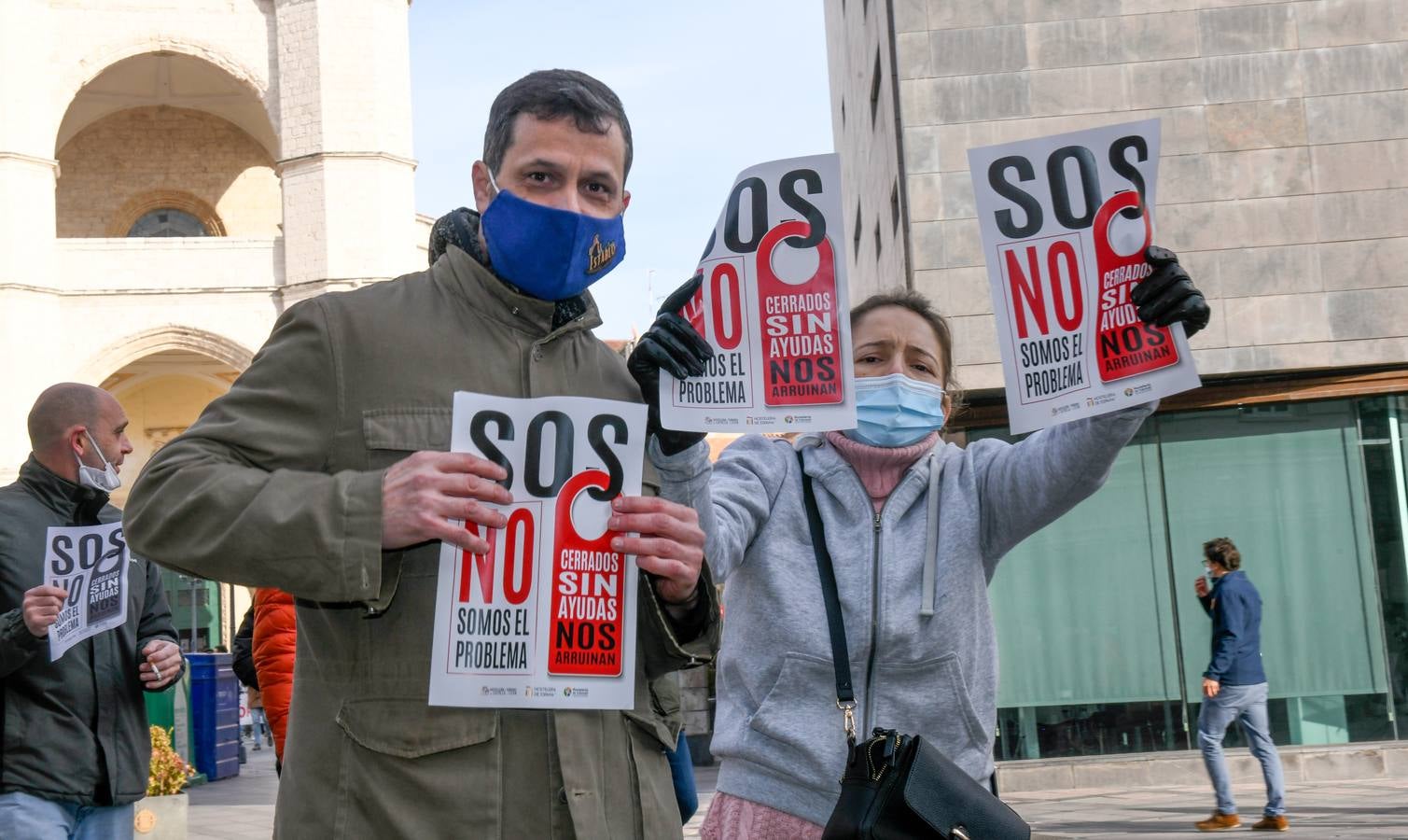 Fotos: Manifestación en Valladolid de todos los sectores afectados por la crisis de la pandemia