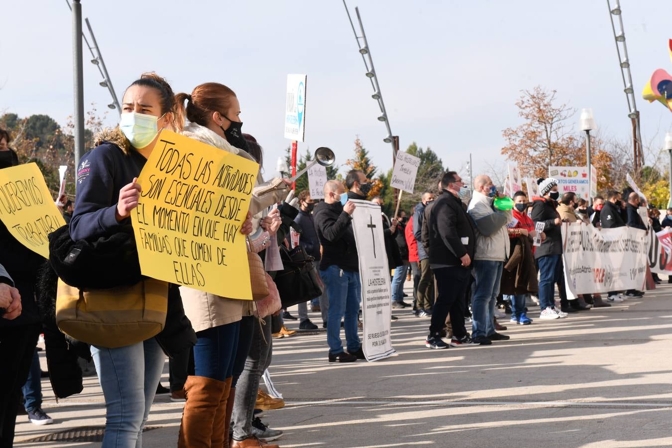 Fotos: Manifestación en Valladolid de todos los sectores afectados por la crisis de la pandemia