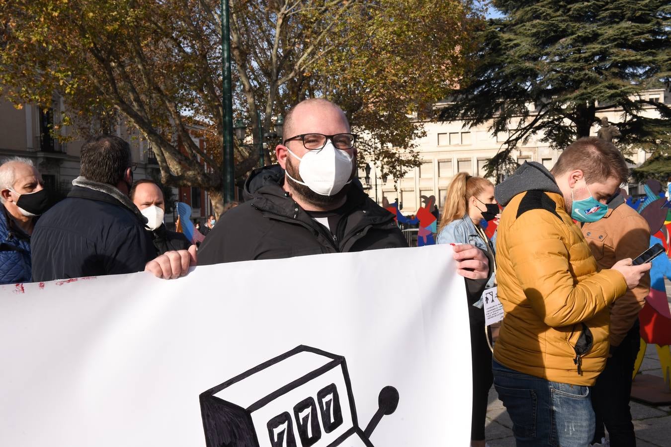 Fotos: Manifestación en Valladolid de todos los sectores afectados por la crisis de la pandemia